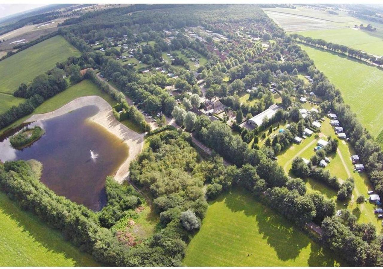 Comfortabel Chalet In Nationaal Park Wateren ภายนอก รูปภาพ